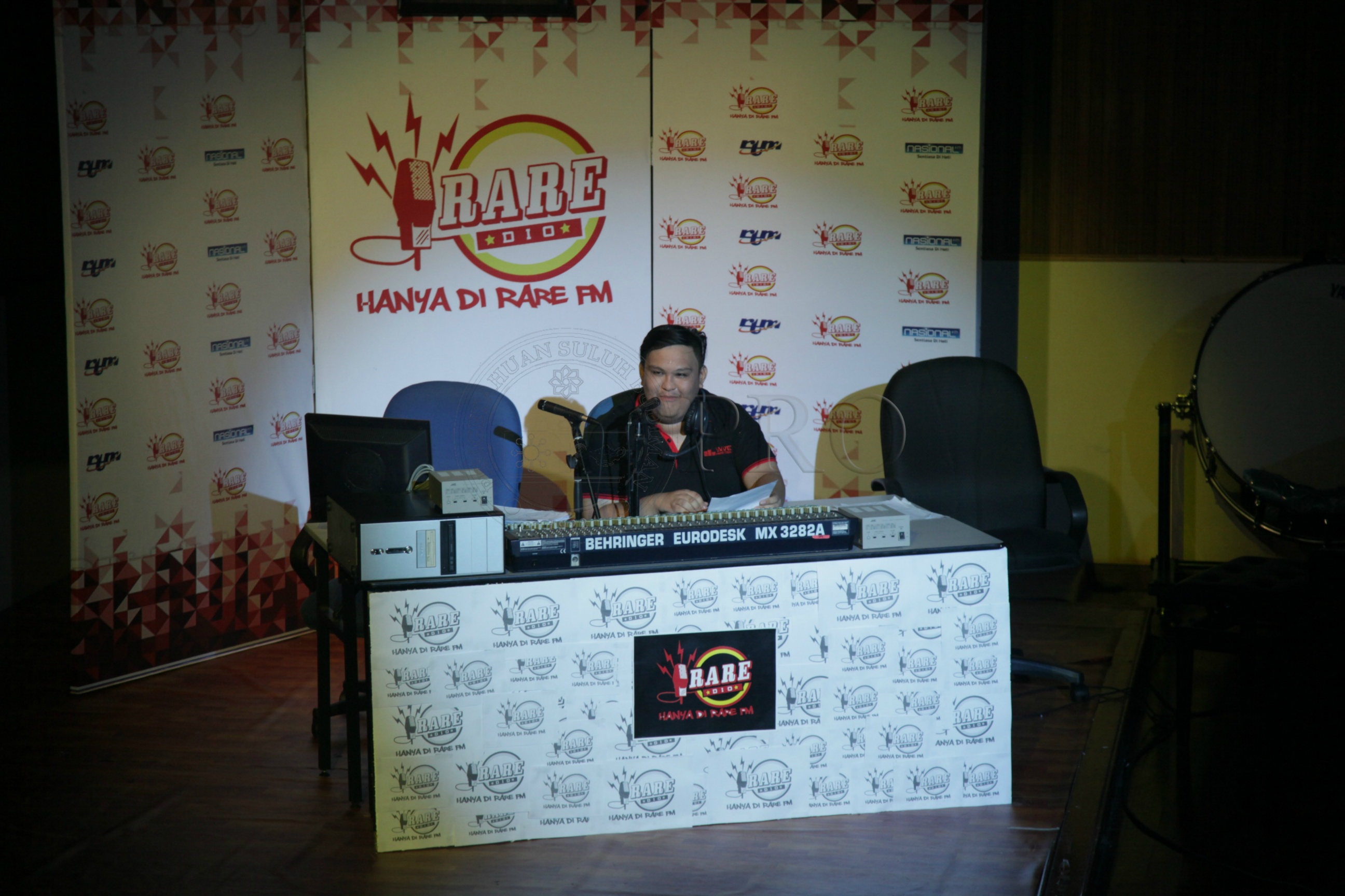 PRO 14 29 RARE IMG 0610